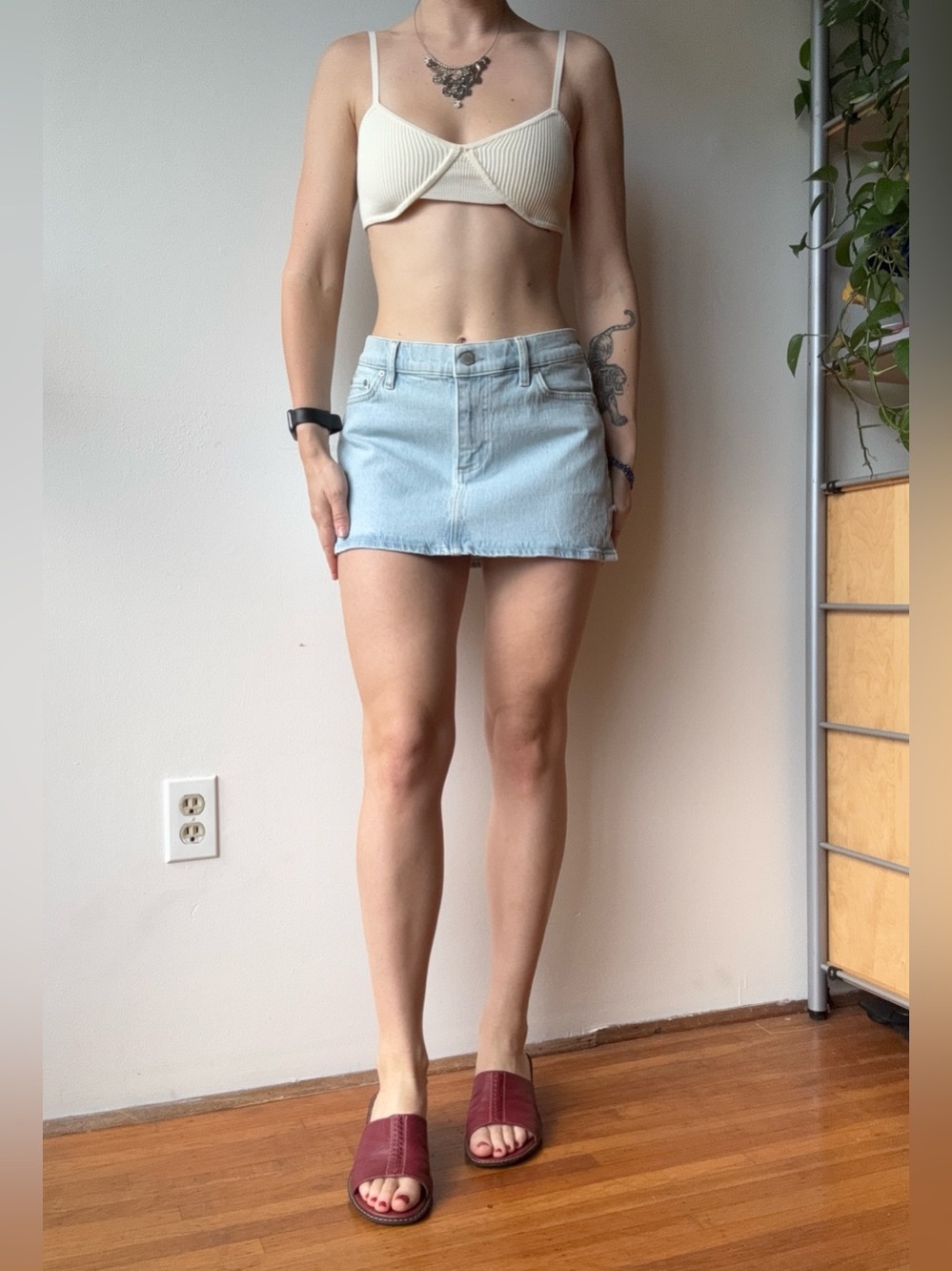 Denim Forum Light Wash Denim Mini Skirt - size 29